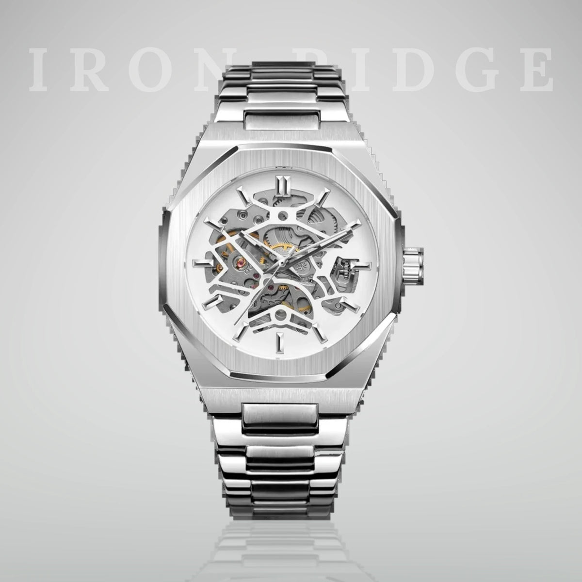 Elias Curren© Iron Ridge